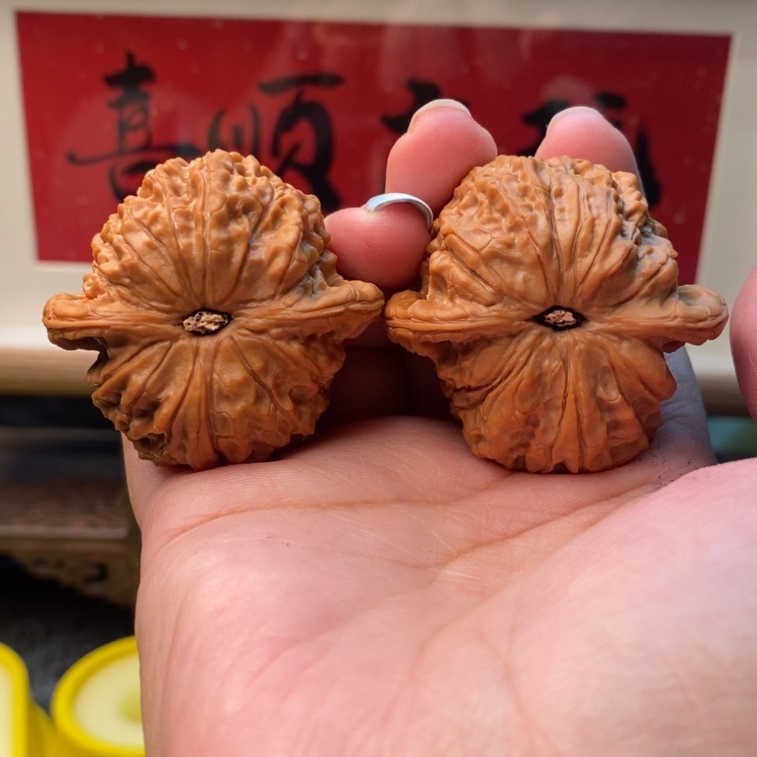 吊坠文玩核桃血麒麟