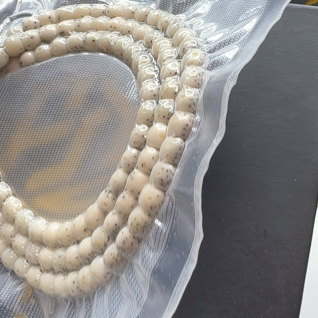 吊坠星月菩提18一物一图小冰糖通体针尖星6左右108一物一图