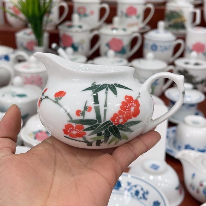 醴陵釉下五彩瓷手绘120毫升