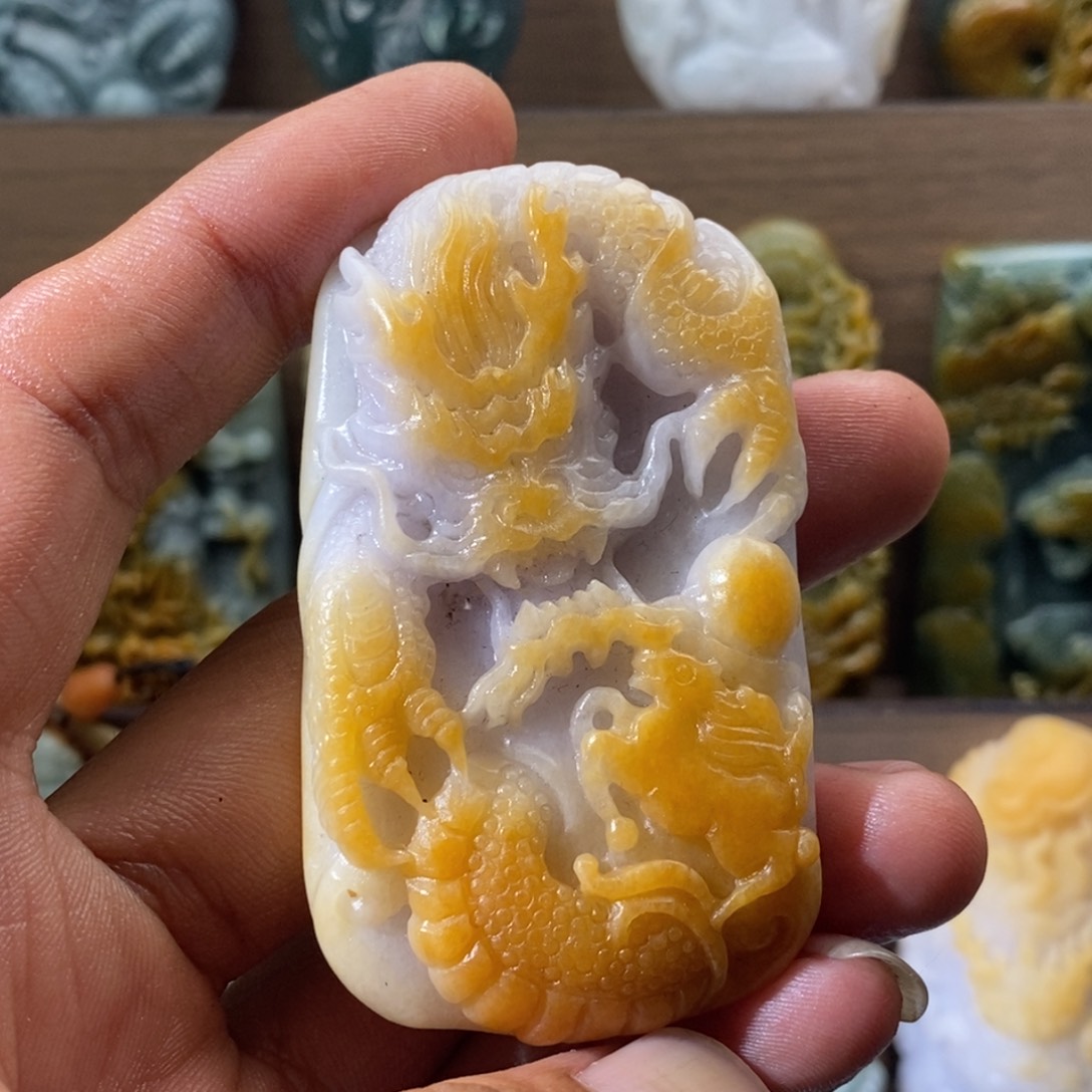 定制翡翠未镶嵌辉*龙牌