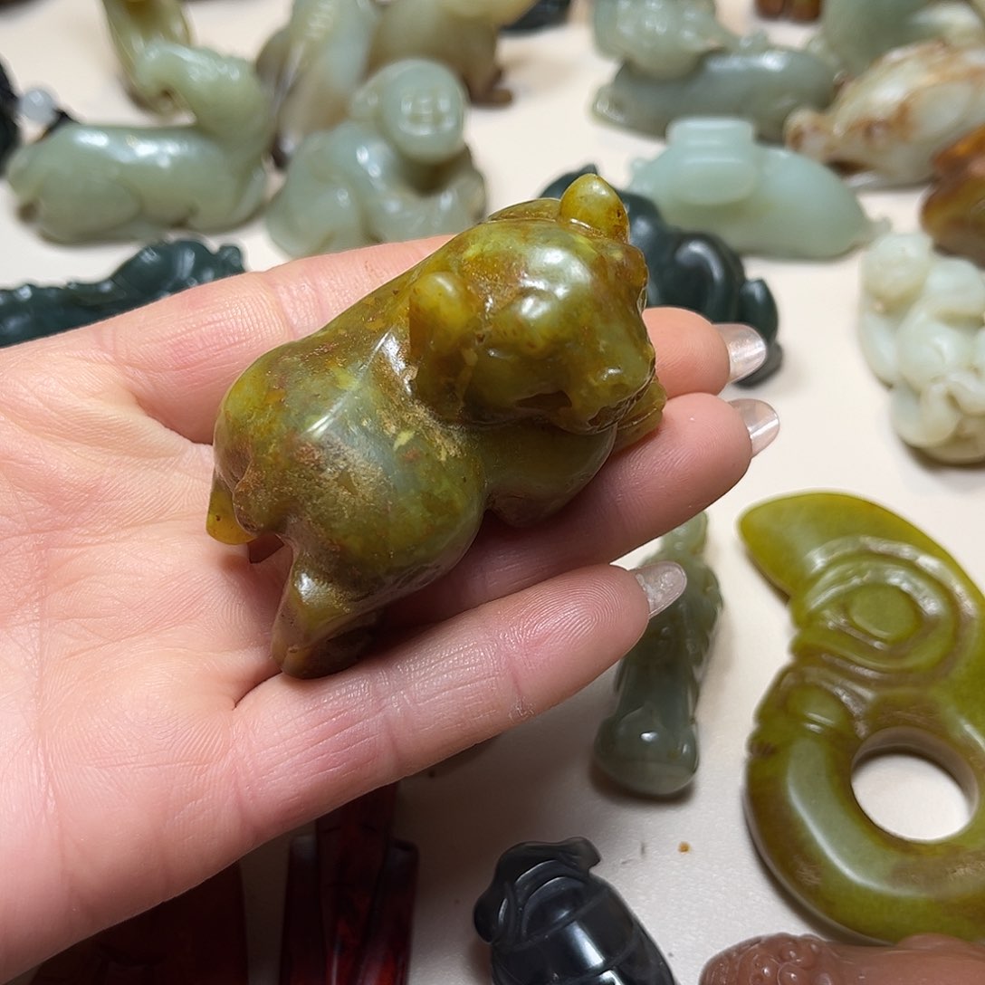 白玉菩提吊坠白玉菩提吊坠