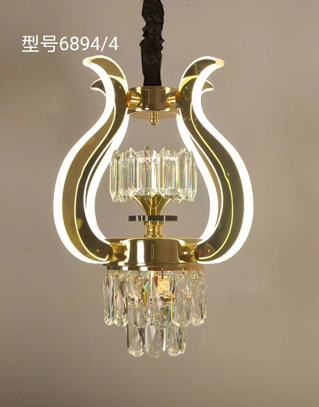 畅销款三色变光水晶吊灯6894-4