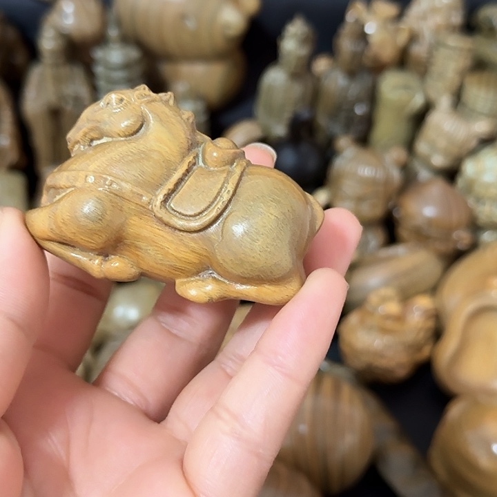 诗***方阿根廷绿檀手把件