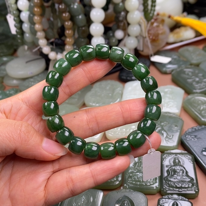 和田玉未镶嵌手链