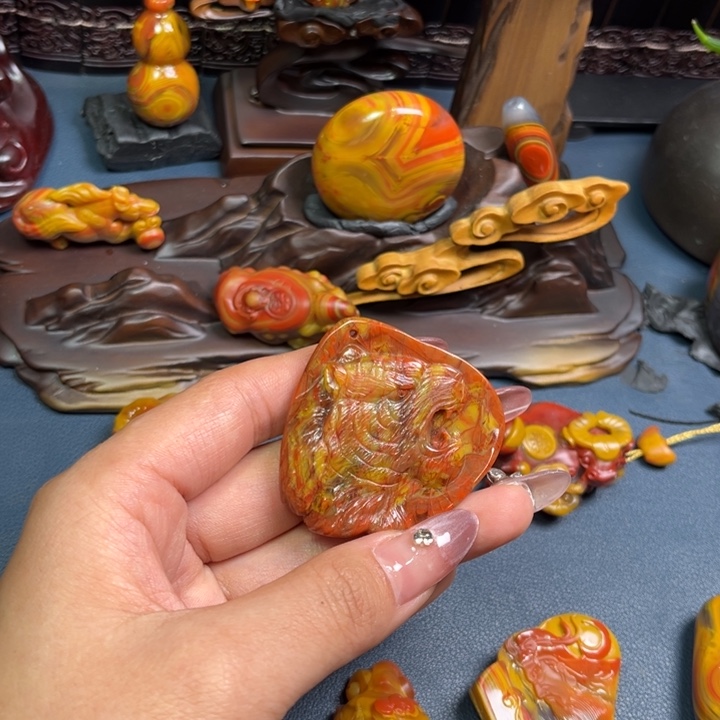 玛瑙/玉髓合金颈饰