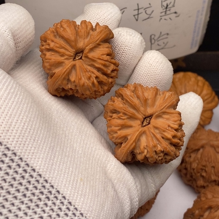 把件文玩核桃高炮南疆石40