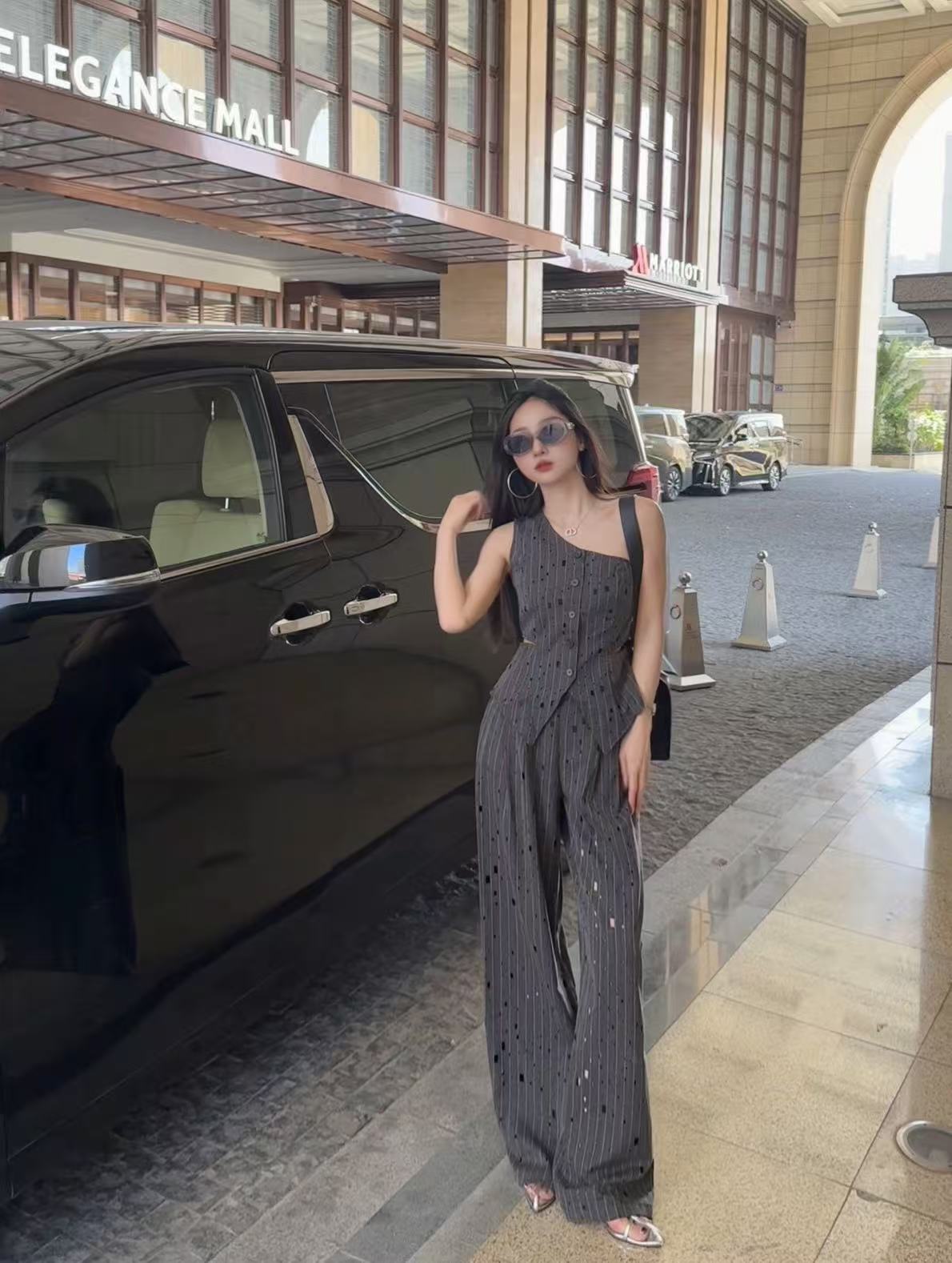  Molly定制【英伦风尚】极简休闲时尚吊带夏季无袖复古阔腿套装8299