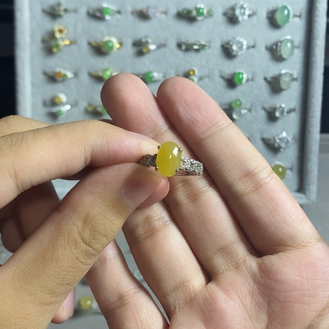 翡翠未镶嵌戒指翡翠戒指5