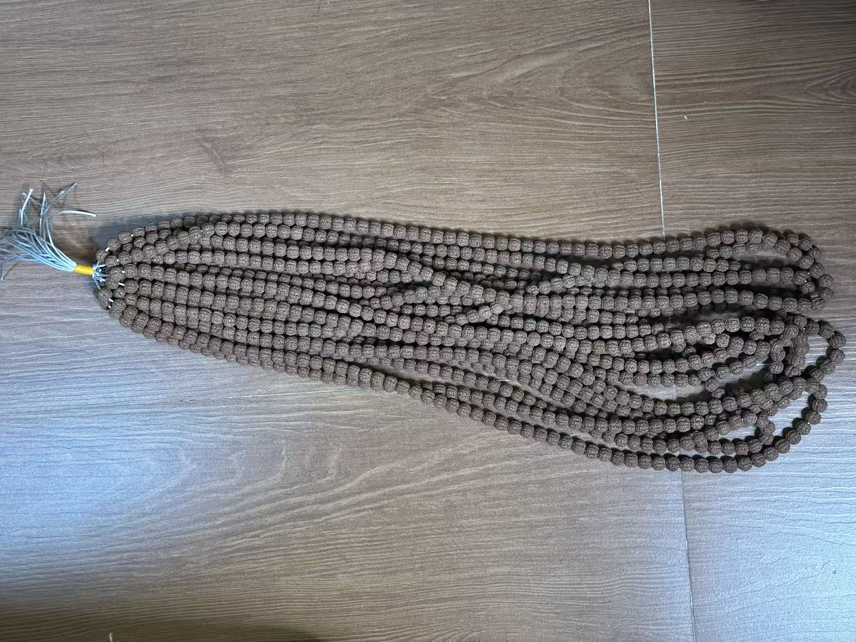 （新手福利）莲花王小金刚114颗10mm原生态，非精挑有个别瑕保手持