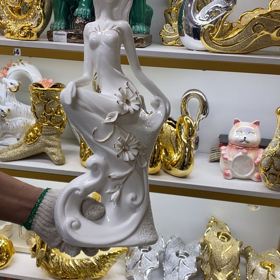 摆件陶瓷工艺。。。。