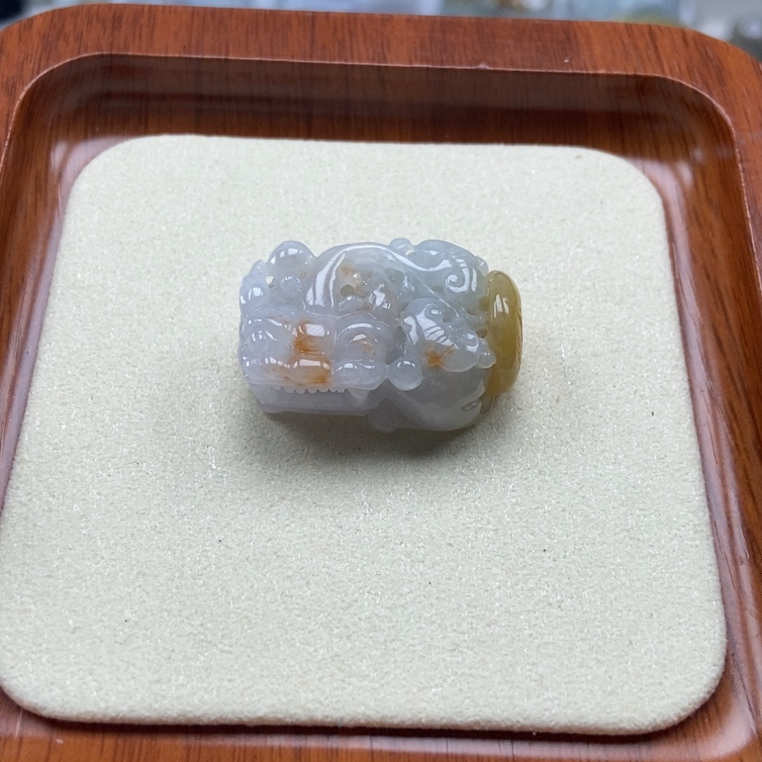 小***喵颈饰未镶嵌翡翠霸王貔貅