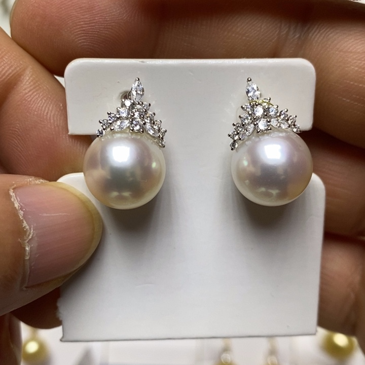 海水珍珠澳白珍珠耳环18K金镶嵌