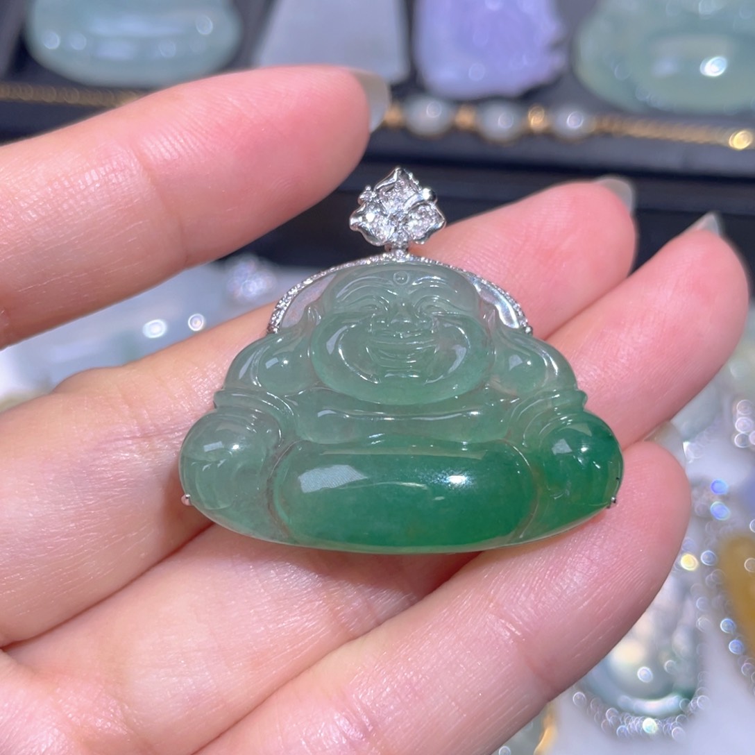 颈饰18K金镶嵌翡翠翡翠