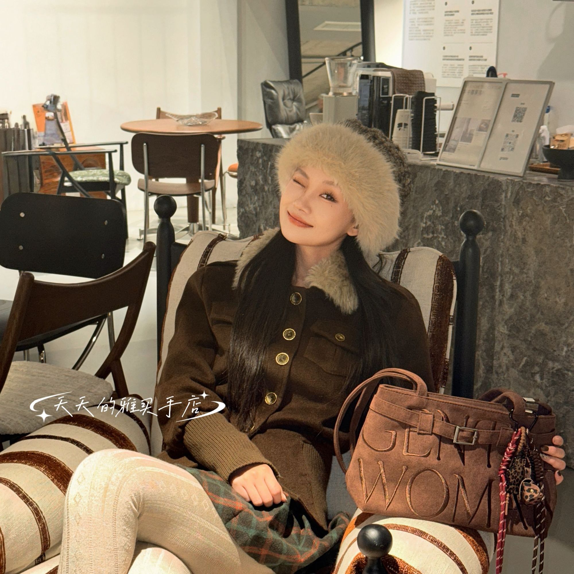 泰G小众gentlewoman新款麂皮绒芭蕾包包百搭复古刺绣腋下单肩包