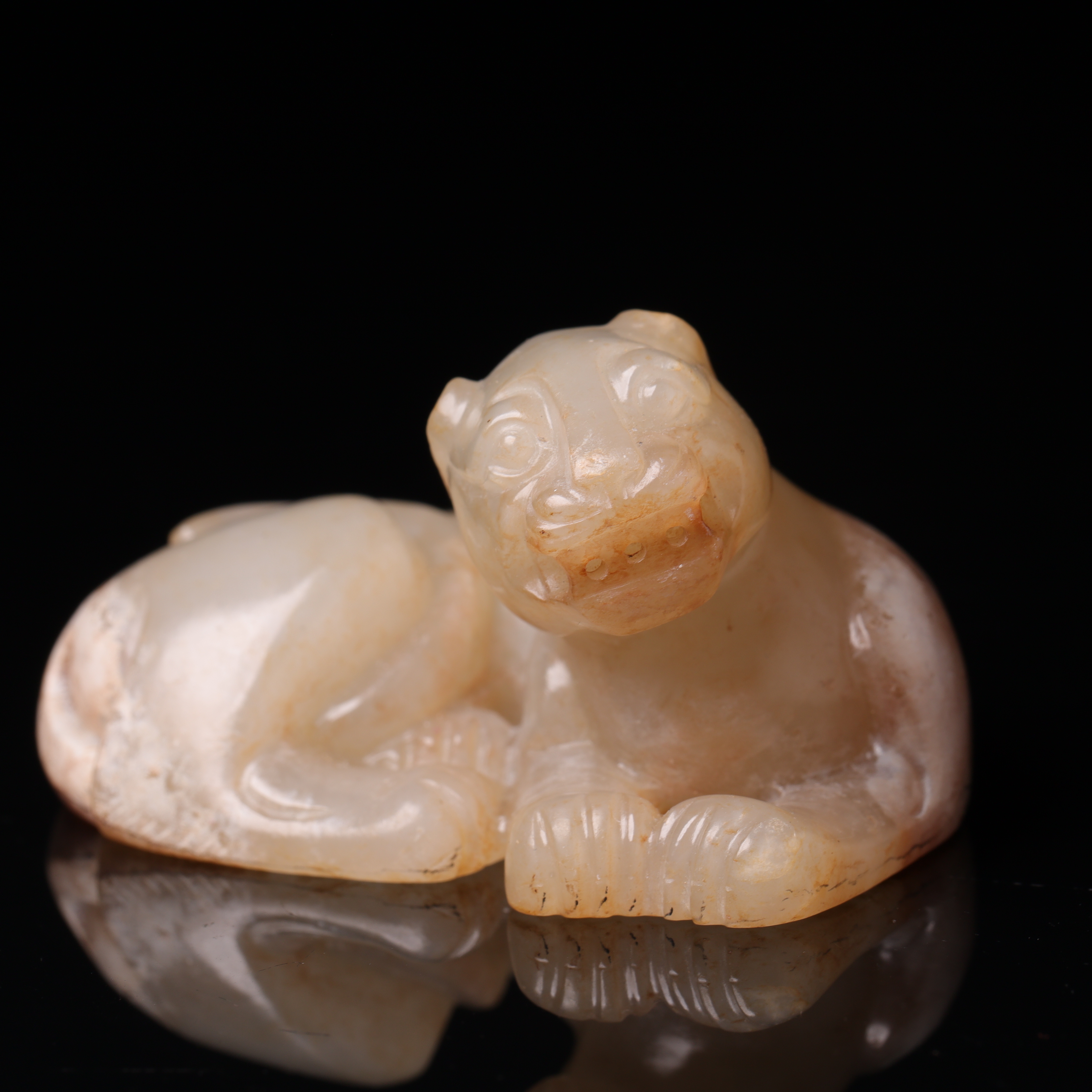 明代和田玉瑞兽把件-NX