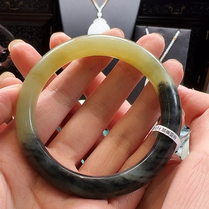 和田玉未镶嵌颈饰58