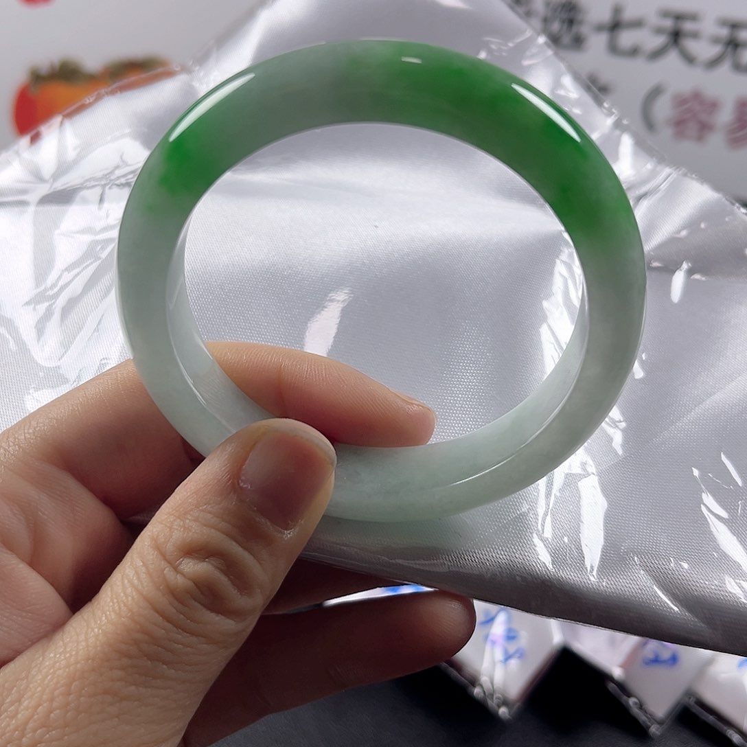 砖雕如**恩以实物为准，拍哪个发哪个