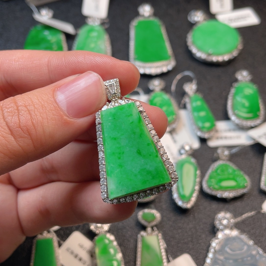 翡翠吊坠(不含链)银S925镶嵌