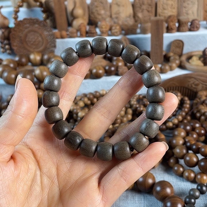 木老山檀阴沉10¥11手串