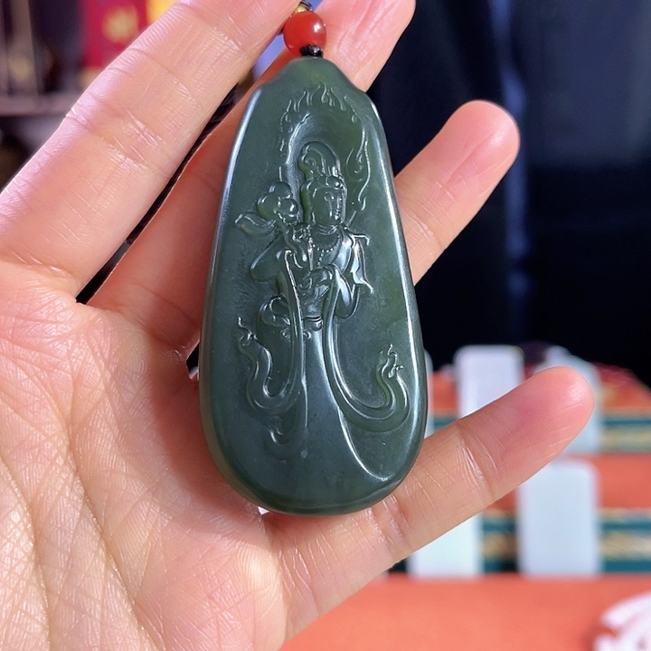 和田玉吊坠未镶嵌