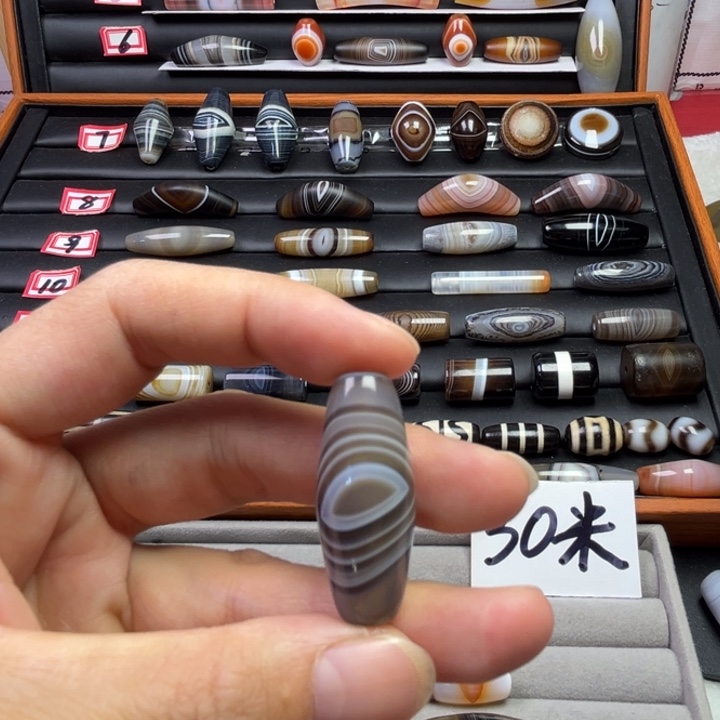 玛瑙/玉髓未镶嵌颈饰