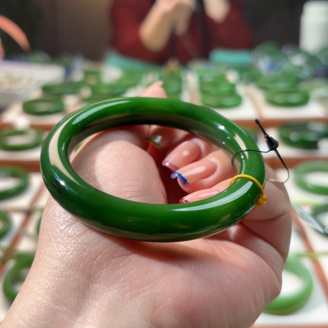 未镶嵌手镯和田玉（碧玉）57/58