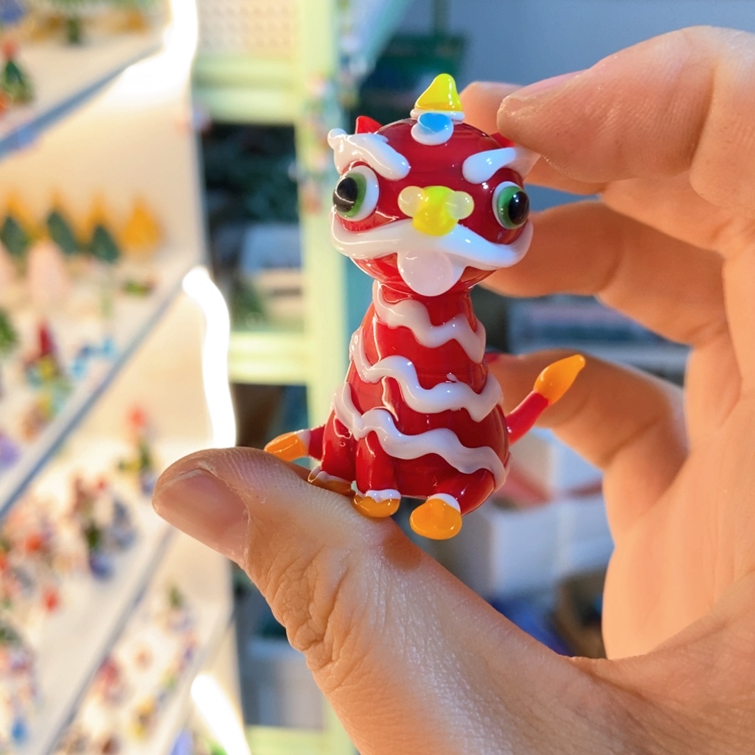 琉璃手工艺品醒狮