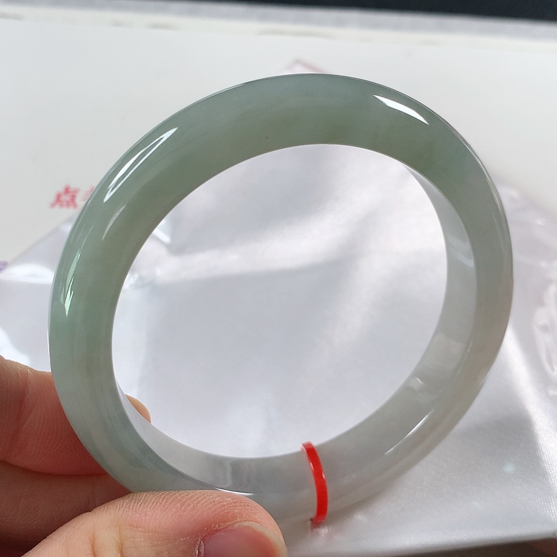 翡翠手镯未镶嵌①②⑨