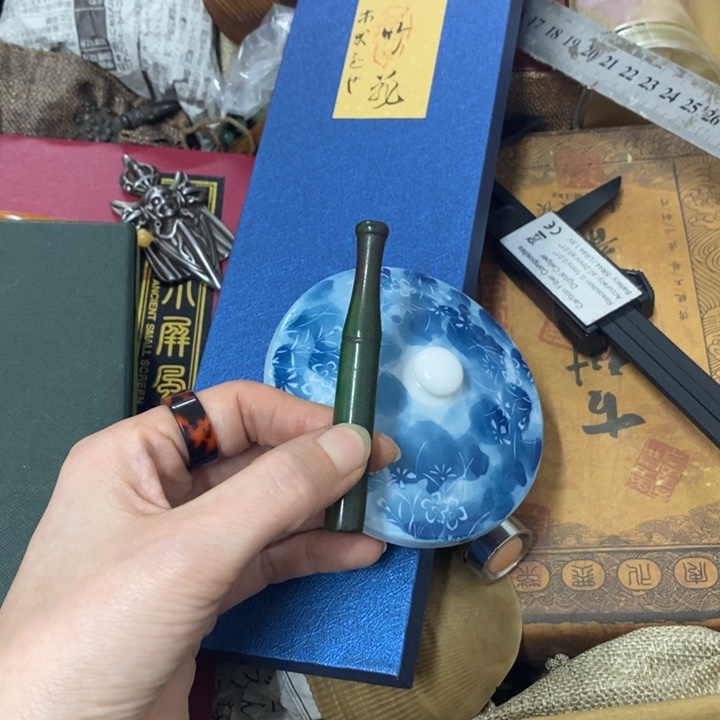 摆件中古工艺品一件