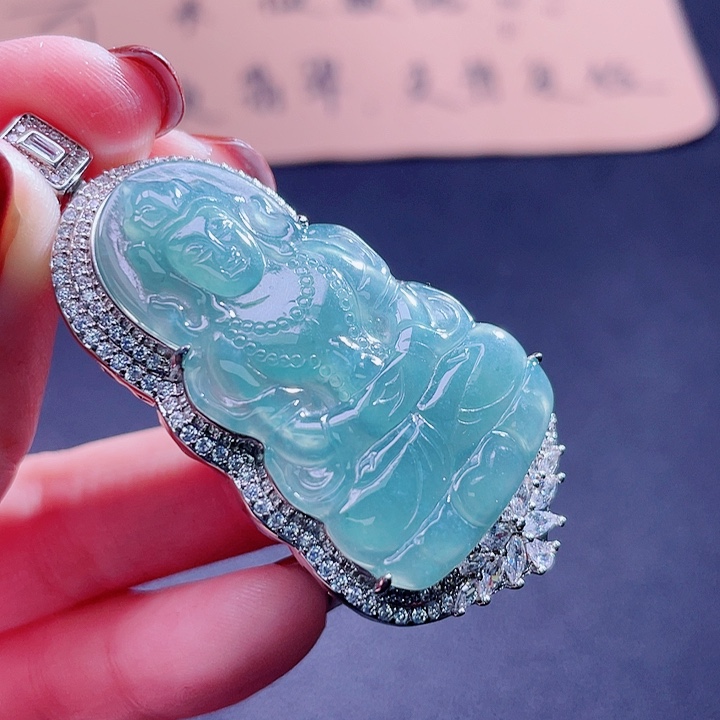 翡翠吊坠(不含链)未镶嵌