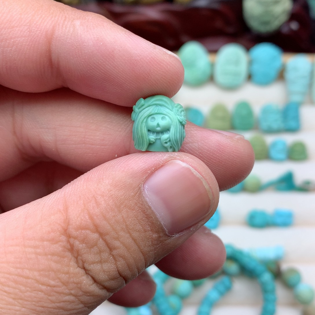 【闪购商品】未镶嵌绿松石珠宝奇石