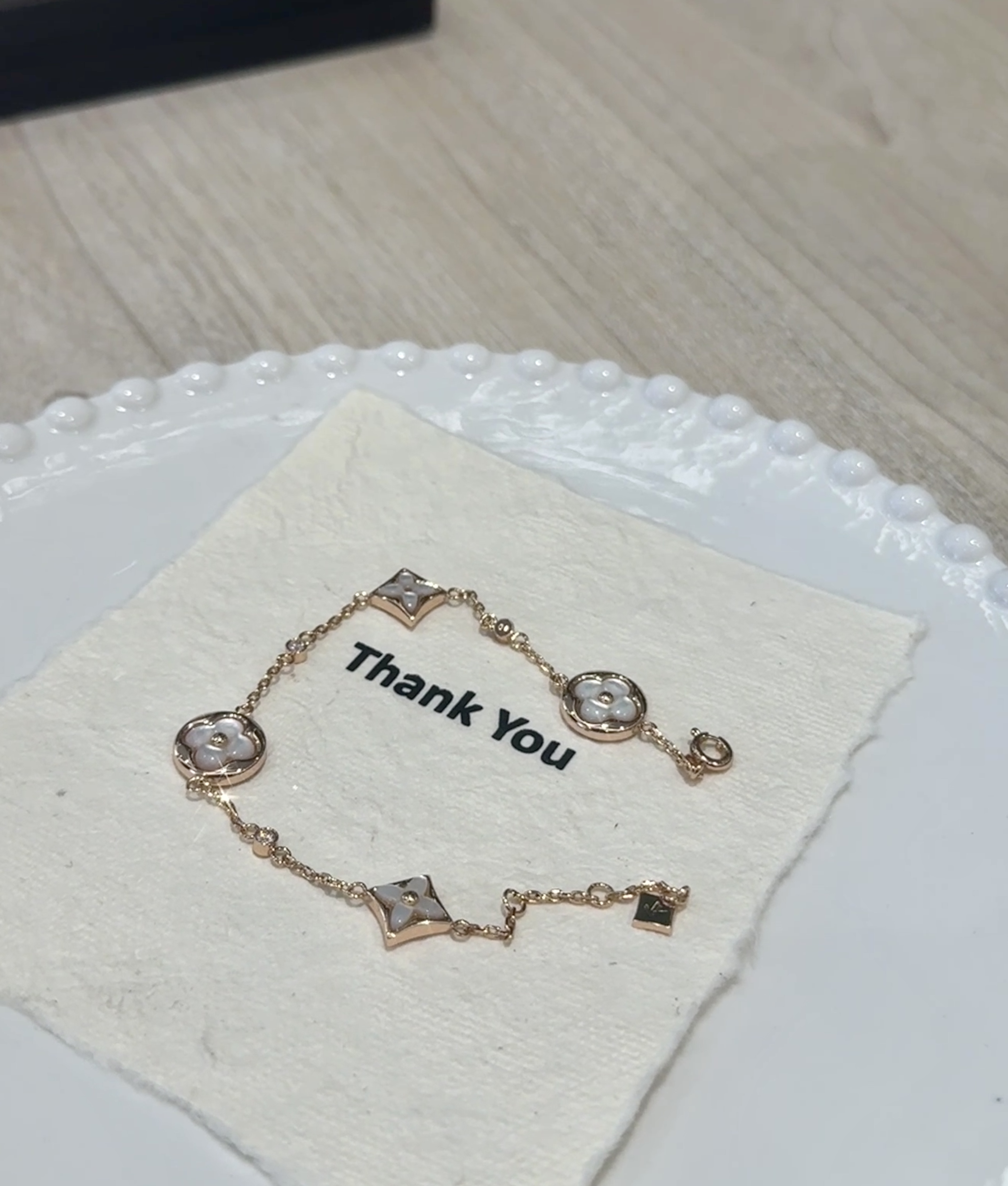 铜合金贝壳手链 【Lulan】白色老花手链 四花轻奢高6611