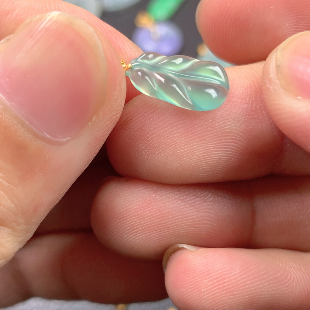 【闪购商品】翡翠18K金镶嵌颈饰翡翠