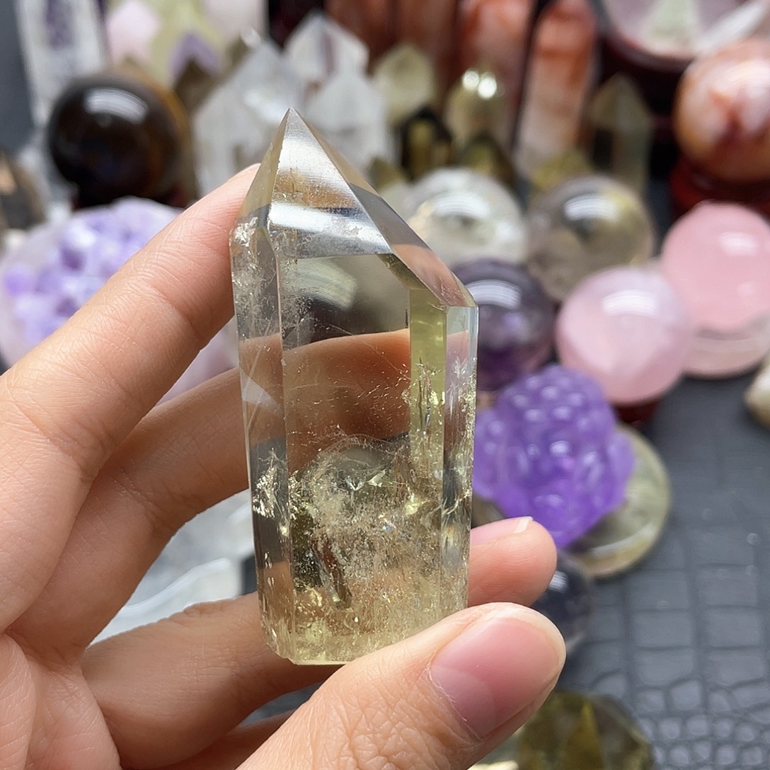 阿***原未镶嵌水晶珠宝半成品42黄水晶柱