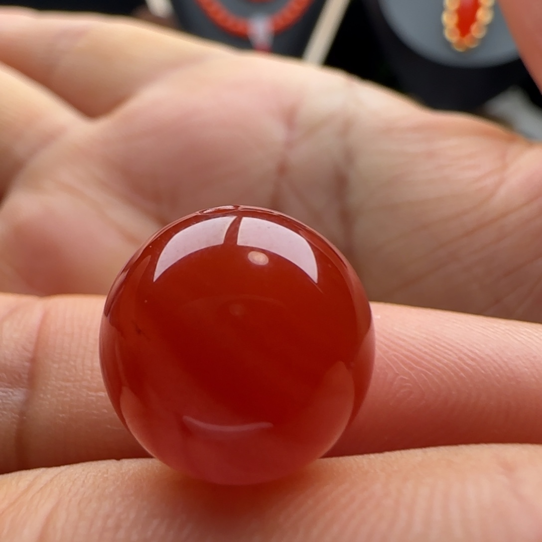 南红玛瑙未镶嵌圆珠13.8