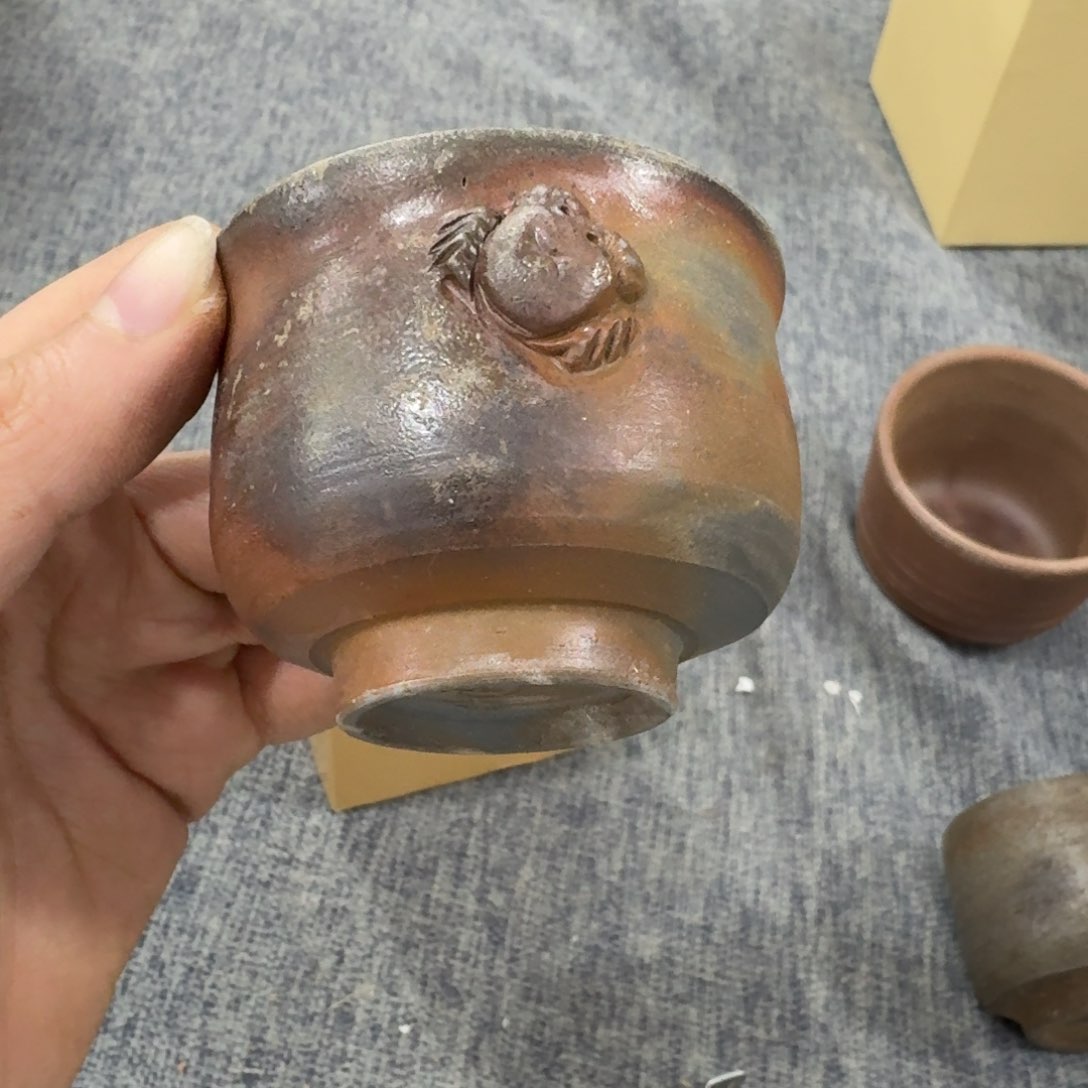 紫砂茶杯非常美丽漂亮的物品