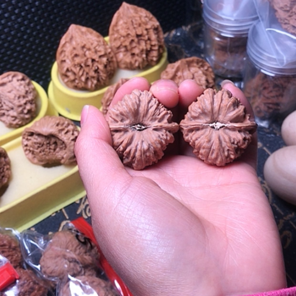 【闪购商品】核桃手串/手链凹底文玩核桃