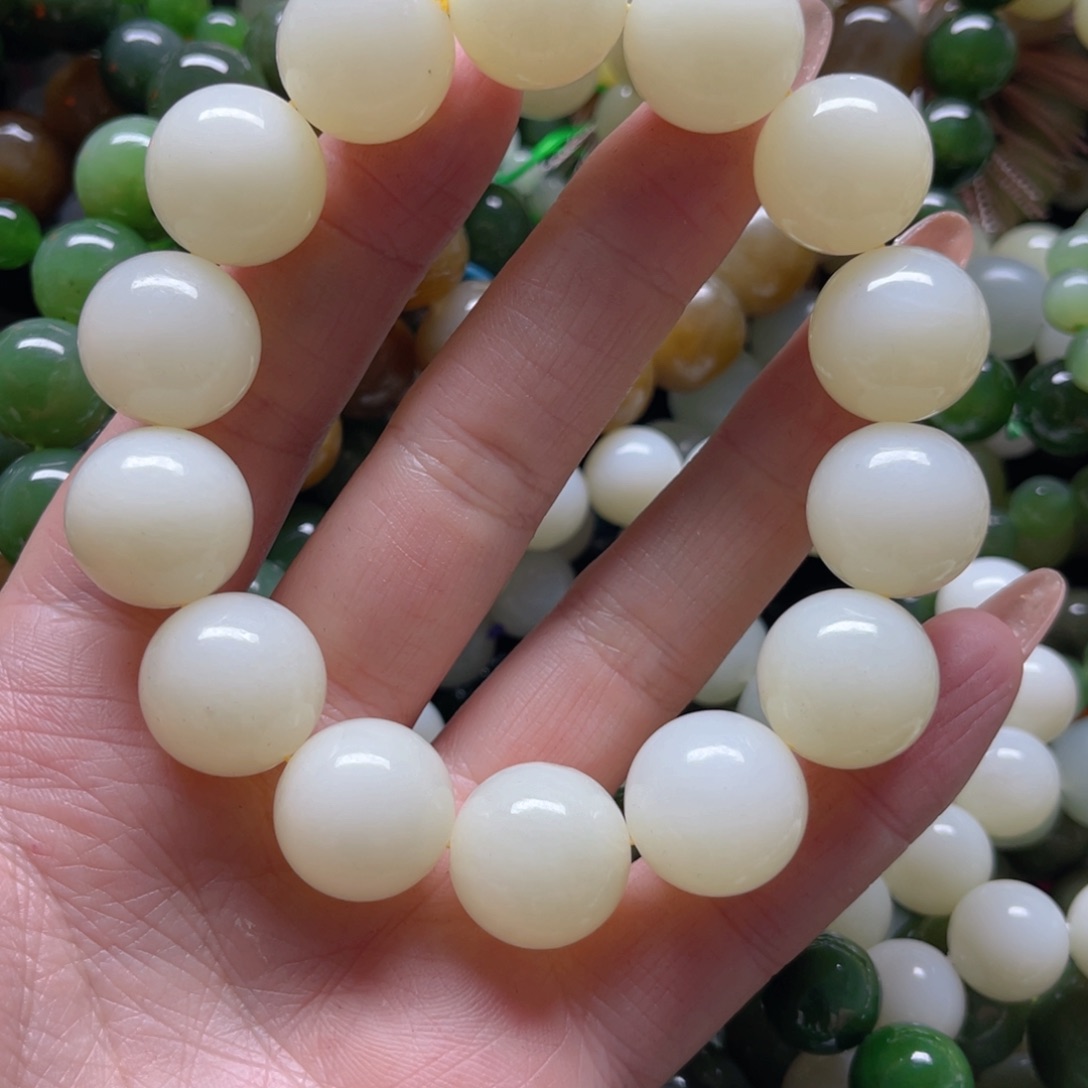 和田玉手串未镶嵌