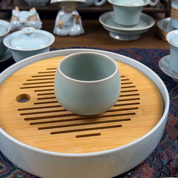 杯子瓷仿古釉釉水龙蛋杯