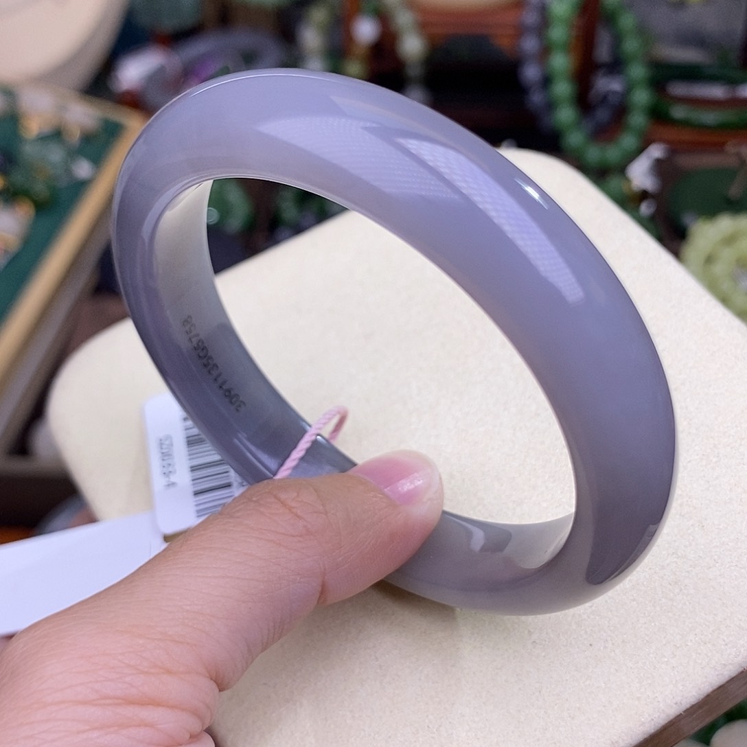 和田玉57.5 冰底烟紫葡萄紫老料清货价手镯未镶嵌