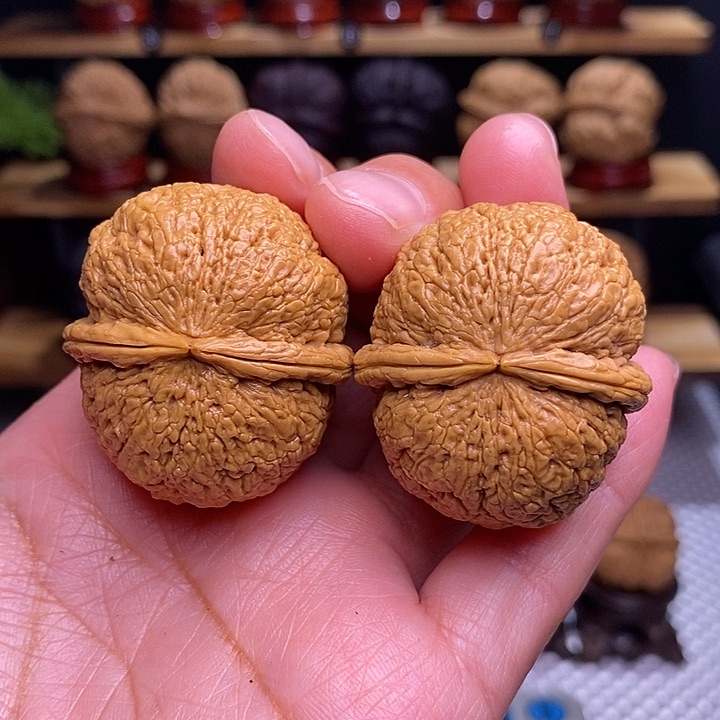 文玩核桃吊坠脑纹元宝8