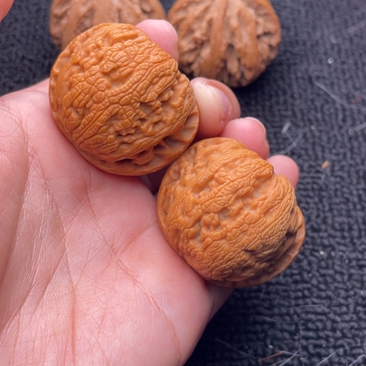 文玩核桃吊坠文玩核桃24