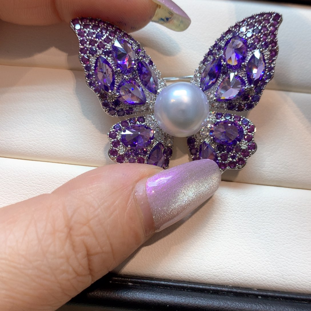 未镶嵌海水珍珠胸饰