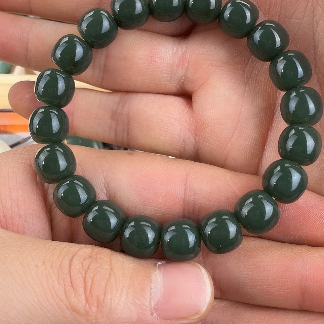 和田玉（糖玉）未镶嵌手链