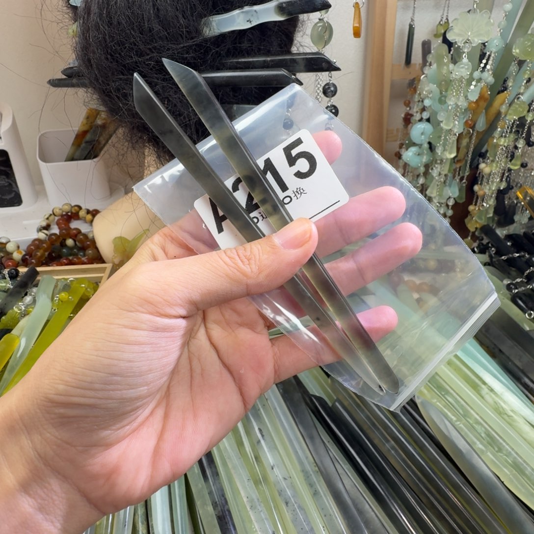 头***银蛇纹石玉合金发饰