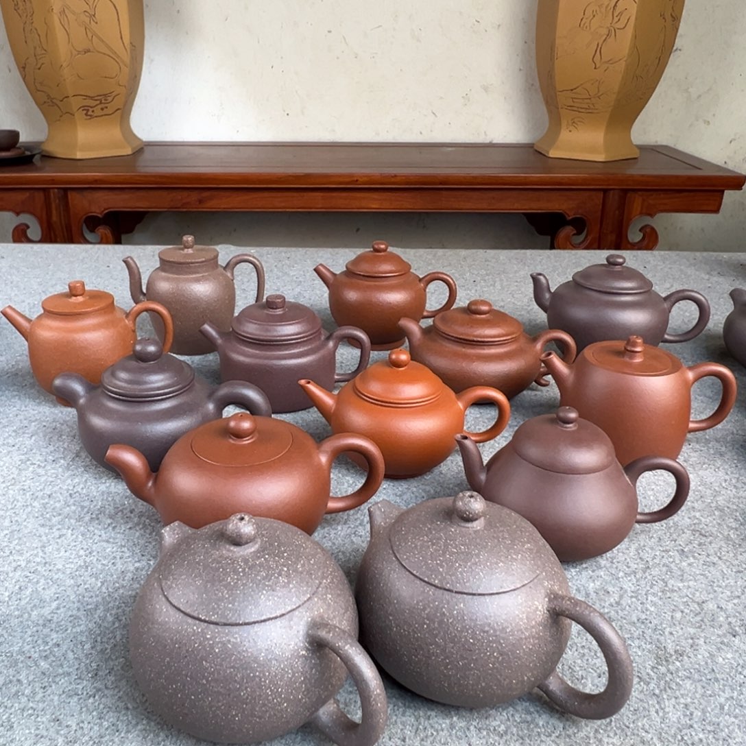 传***柜两只西施 段泥 半手工