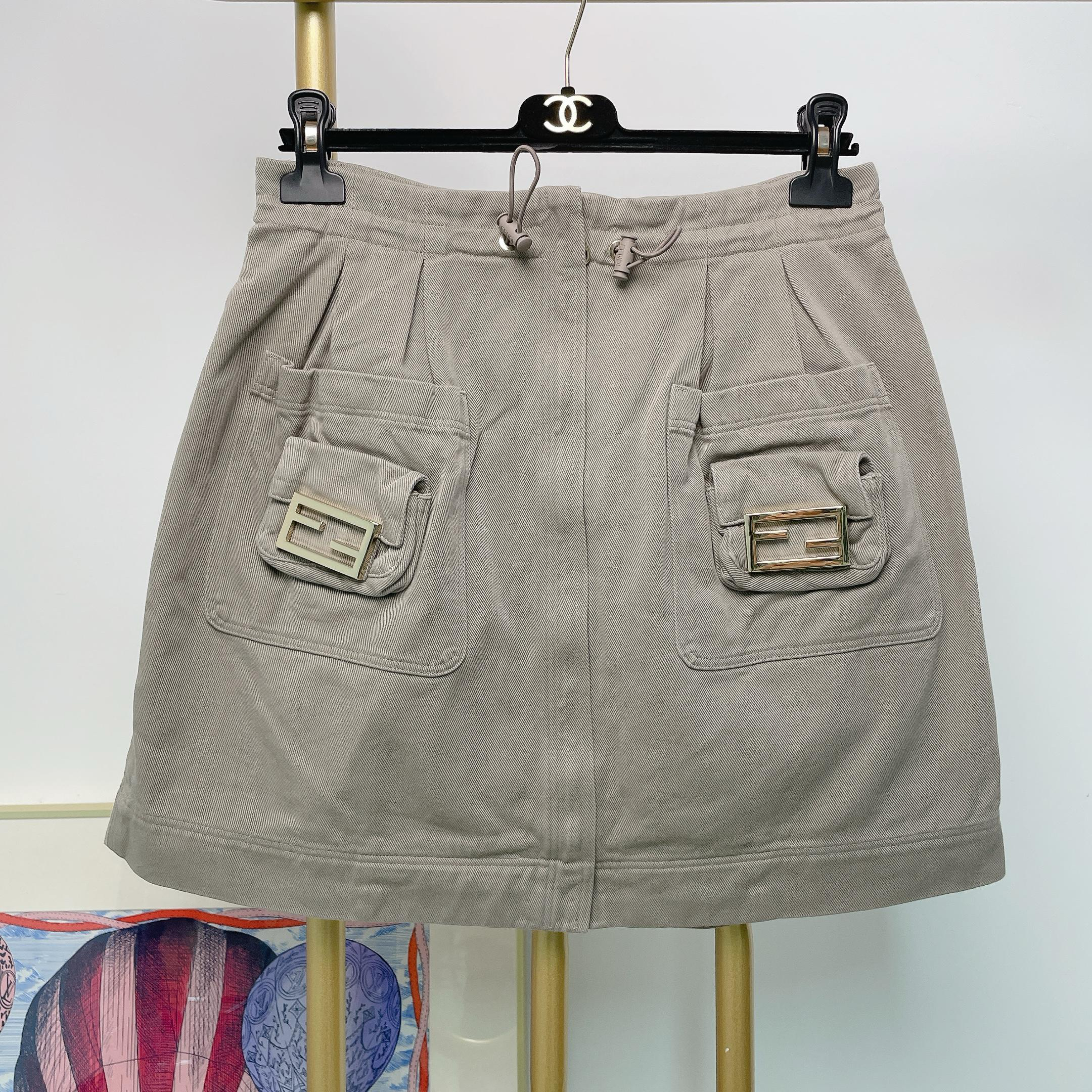 95新 FENDI/芬迪 双边金属短裙/77443999