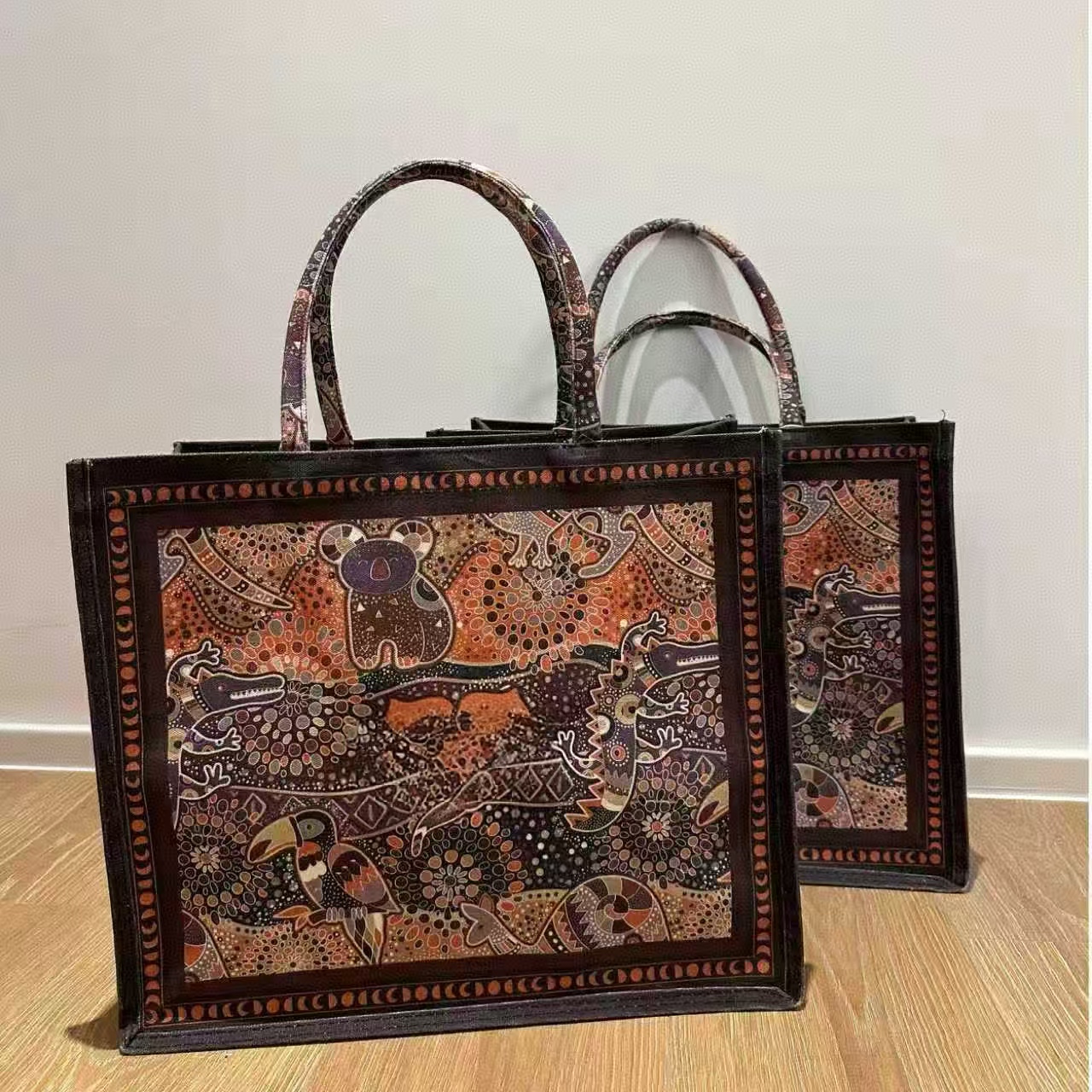 【粉丝专属】复古经典印花秋冬拼色包款式颜色随机