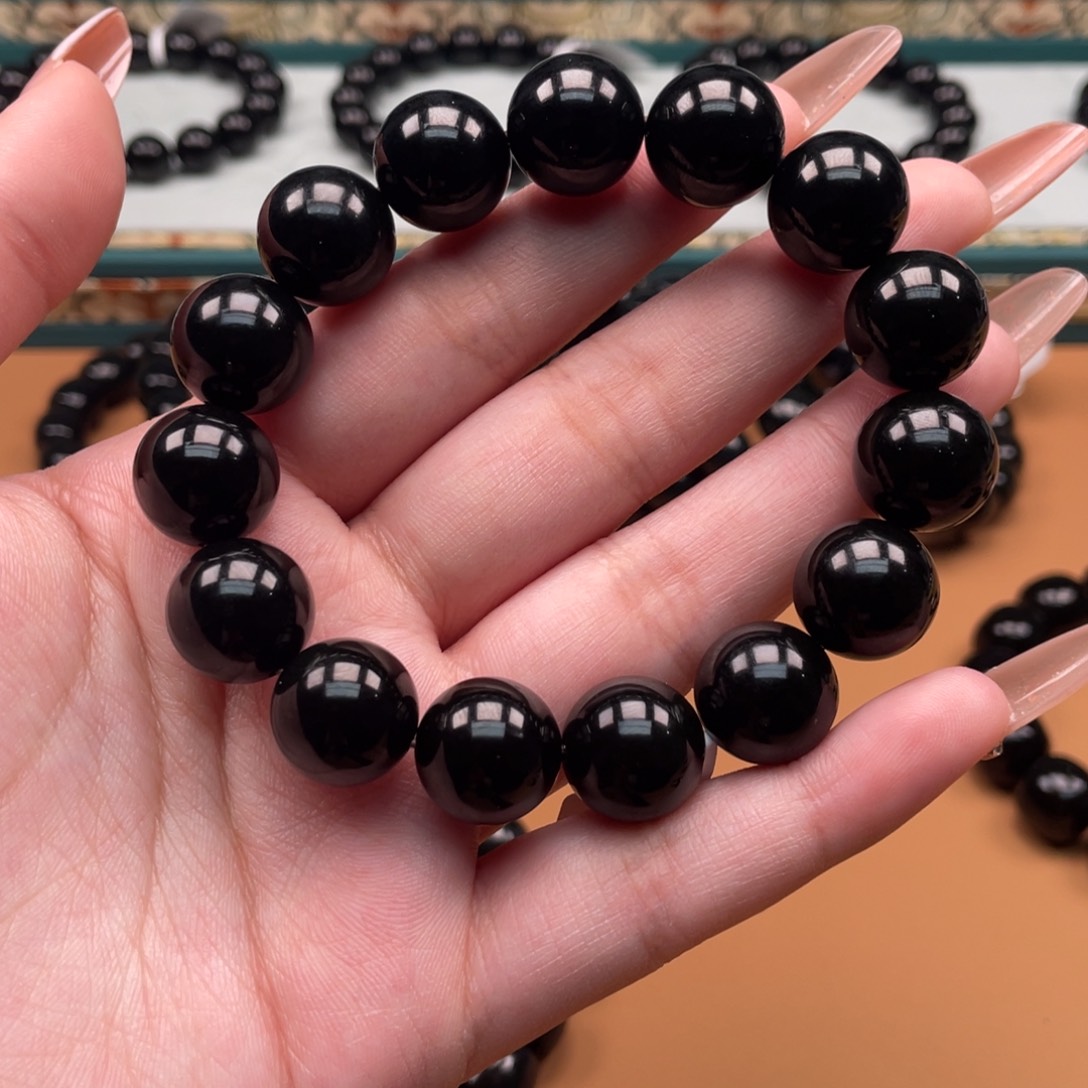 未镶嵌和田玉手串