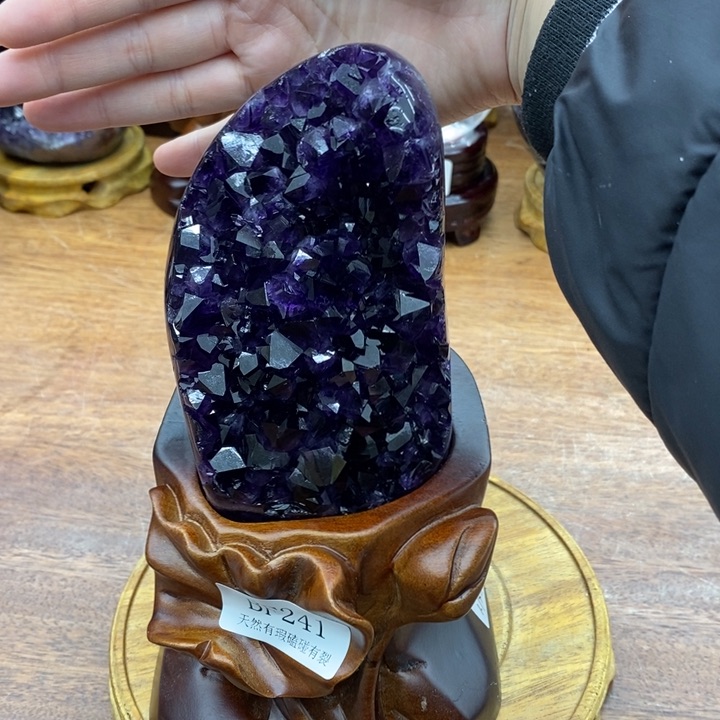 紫晶大型摆件（非配饰）未镶嵌